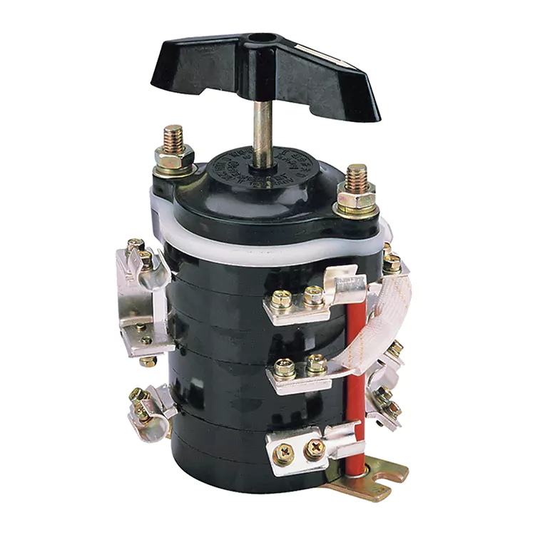 HZ10-100E119 Pemasangan di Hadapan Papan Suis Gabungan 100A